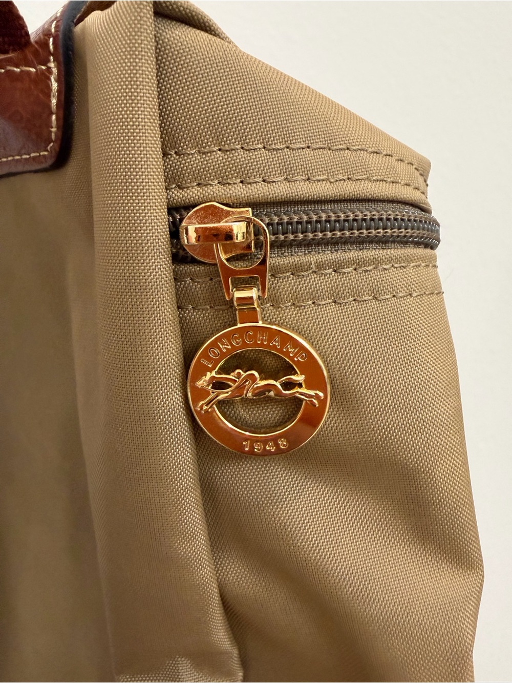 Longchamp Olive/Brown Original Backpack with Gold Snap L1699089P49 - Picture 5 of 10